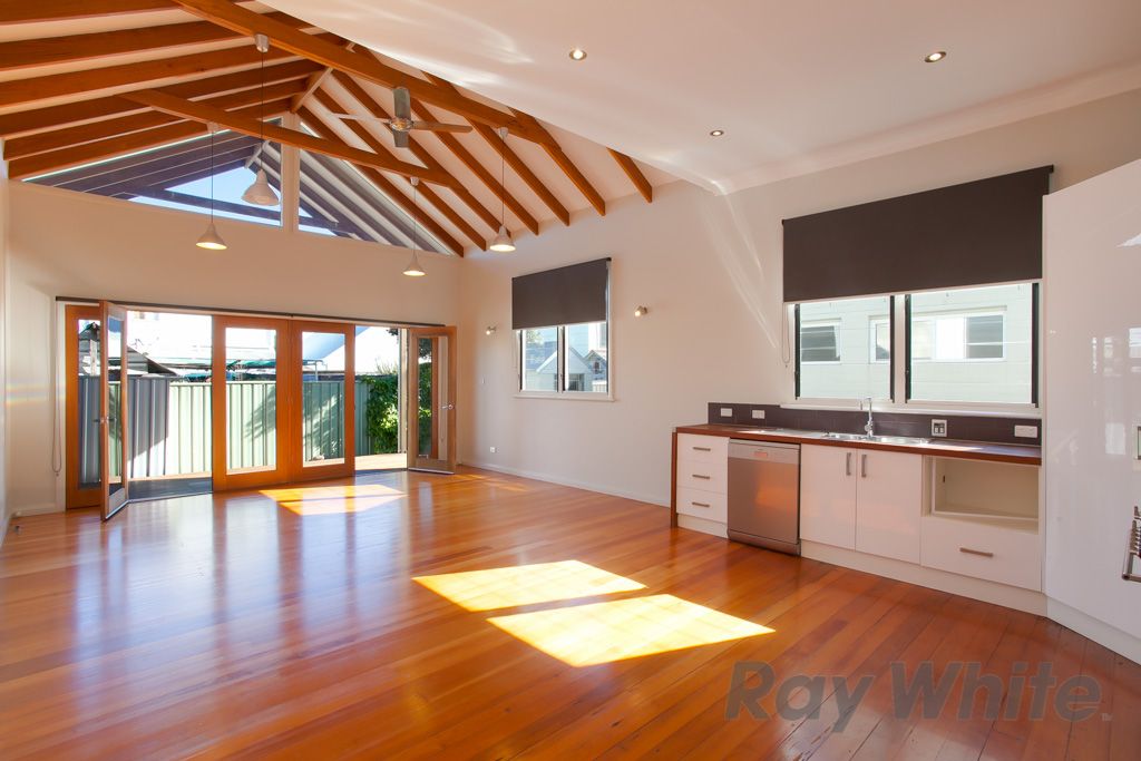 15 Young Street, CARRINGTON NSW 2294