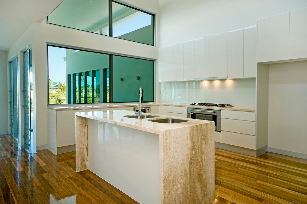 2272 Banksia Lakes Drive, SANCTUARY COVE, QLD 4212