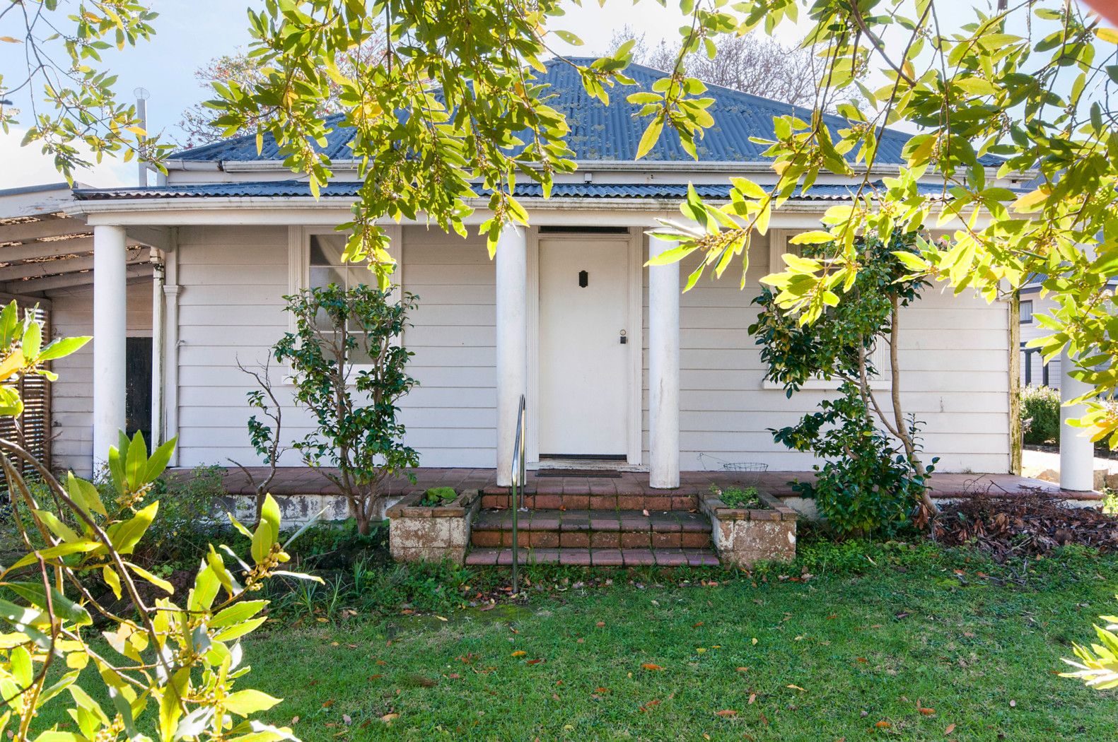 38 and 38b Gills Road, BUCKLANDS BEACH, Manukau City