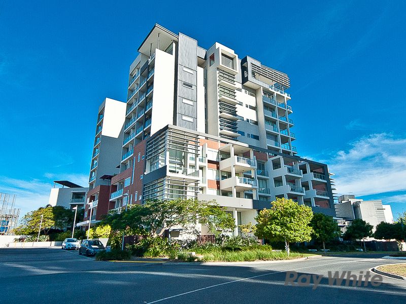 35-37 Harbour Road, HAMILTON QLD 4007