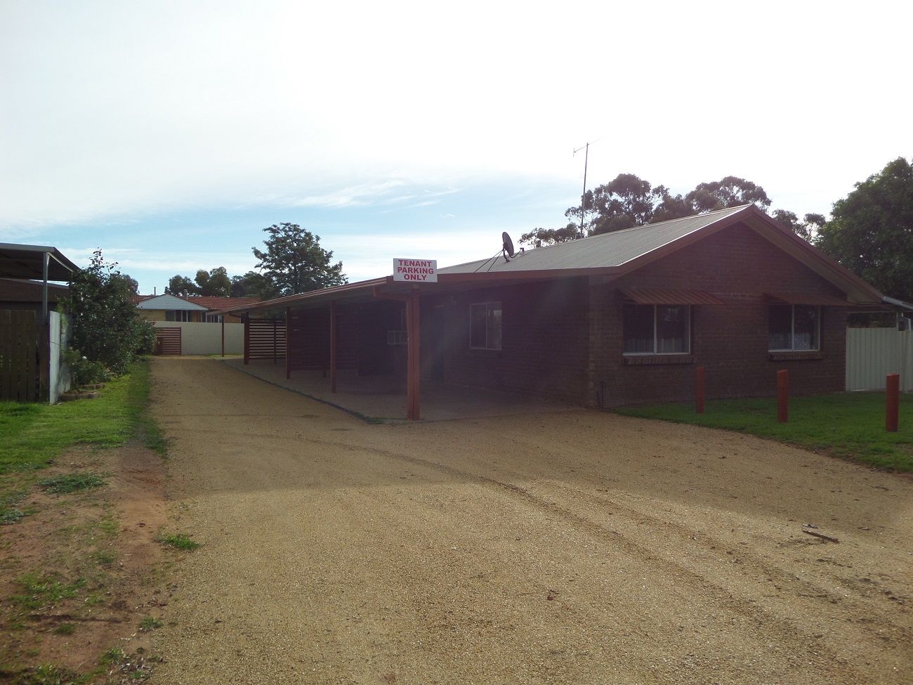 10 Helenor Crescent, NARRANDERA NSW 2700