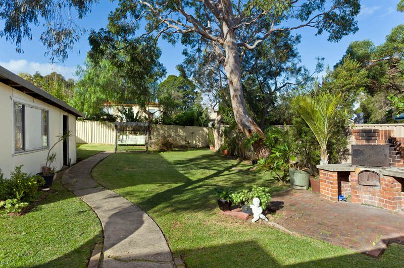 4 Bonnie View Street, BURRANEER NSW 2230