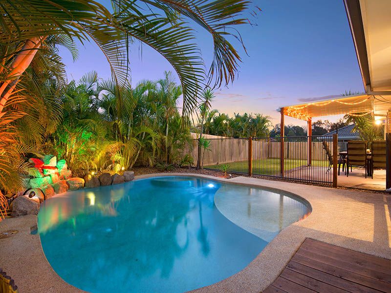 11 Yandina Place, DECEPTION BAY, QLD 4508