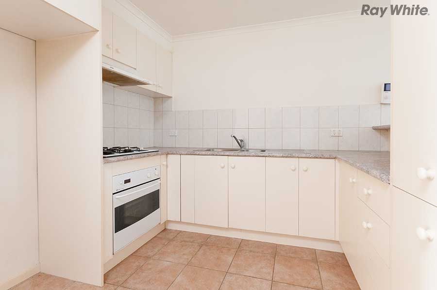 1/19 Santolin Drive, HILLSIDE, VIC 3037