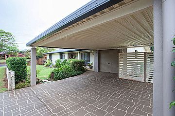 29 Claire Street, CENTENARY HEIGHTS, QLD 4350