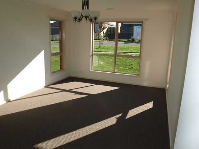 143 Harrington Road, DENNINGTON, VIC 3280