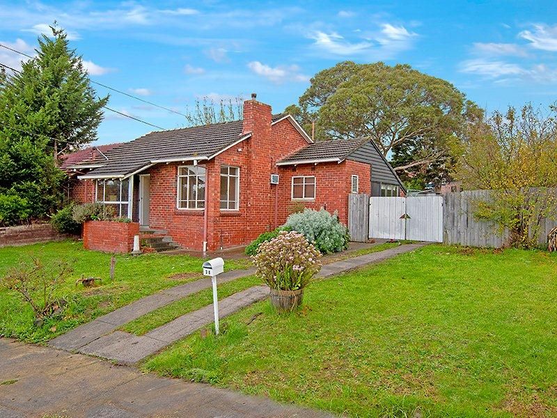 38 Lawson Parade, HEIDELBERG HEIGHTS VIC 3081