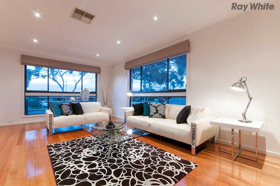 43 Pindari Avenue, TAYLORS LAKES, VIC 3038