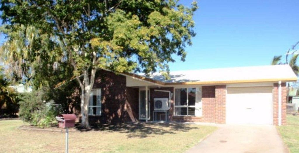 7 Wren Court, EMERALD, QLD 4720