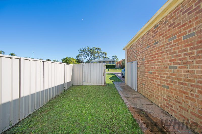 10 Covington Court, LAKE MUNMORAH, NSW 2259