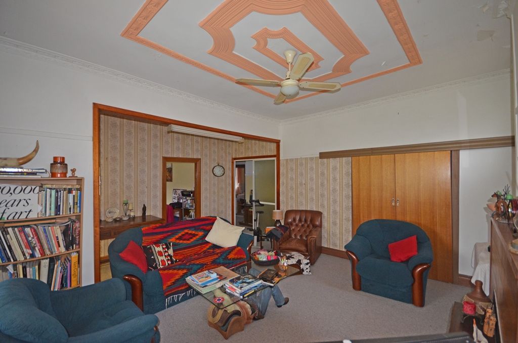 194 High Street, AVOCA, VIC 3467