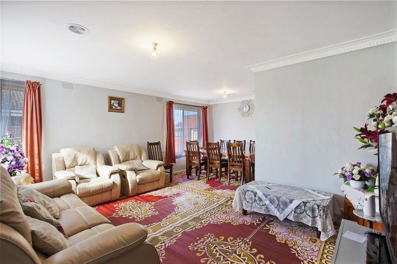 102 Harold Road, NOBLE PARK, VIC 3174