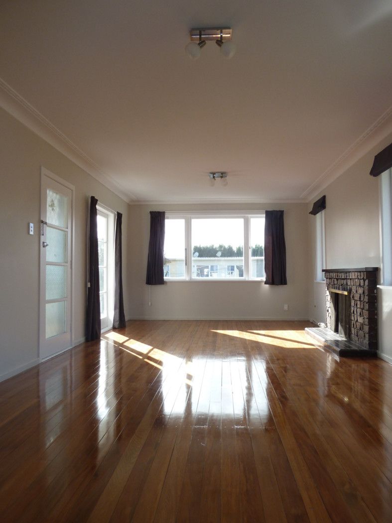 120 Kolmar Road, PAPATOETOE, Manukau City