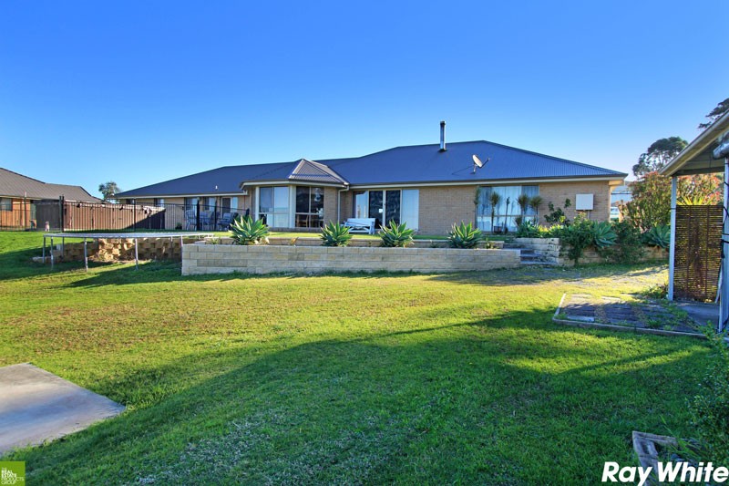 11 Larkins Lane, ALBION PARK, NSW 2527