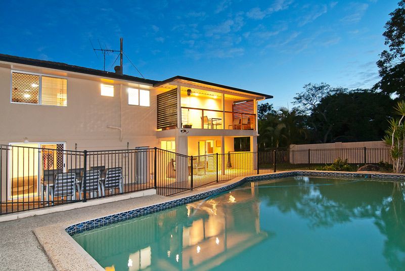 4 Landsborough Street, ROCHEDALE SOUTH, QLD 4123