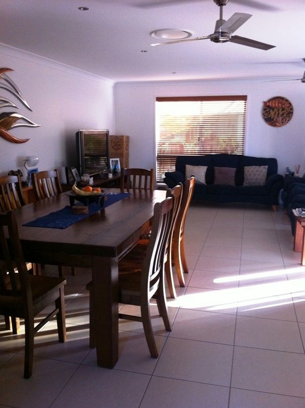 Unit 2 'Meridan Villas' 10 Alicia Circuit, LITTLE MOUNTAIN, QLD 4551