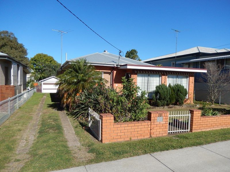 58 Woodford Street, ONE MILE, QLD 4305