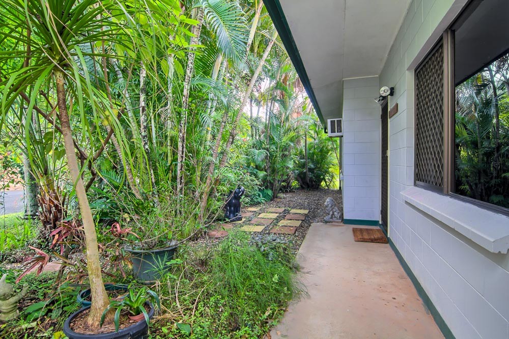 CARAVONICA, QLD 4878