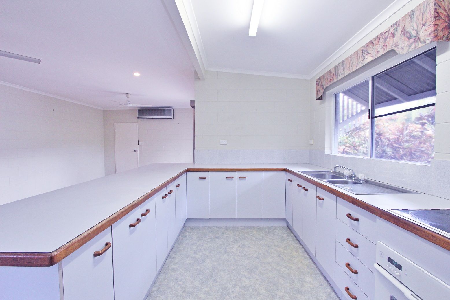 KEWARRA BEACH, QLD 4879