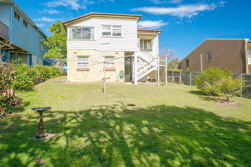 49 Wilkins Street West, FAIRFIELD, QLD 4103
