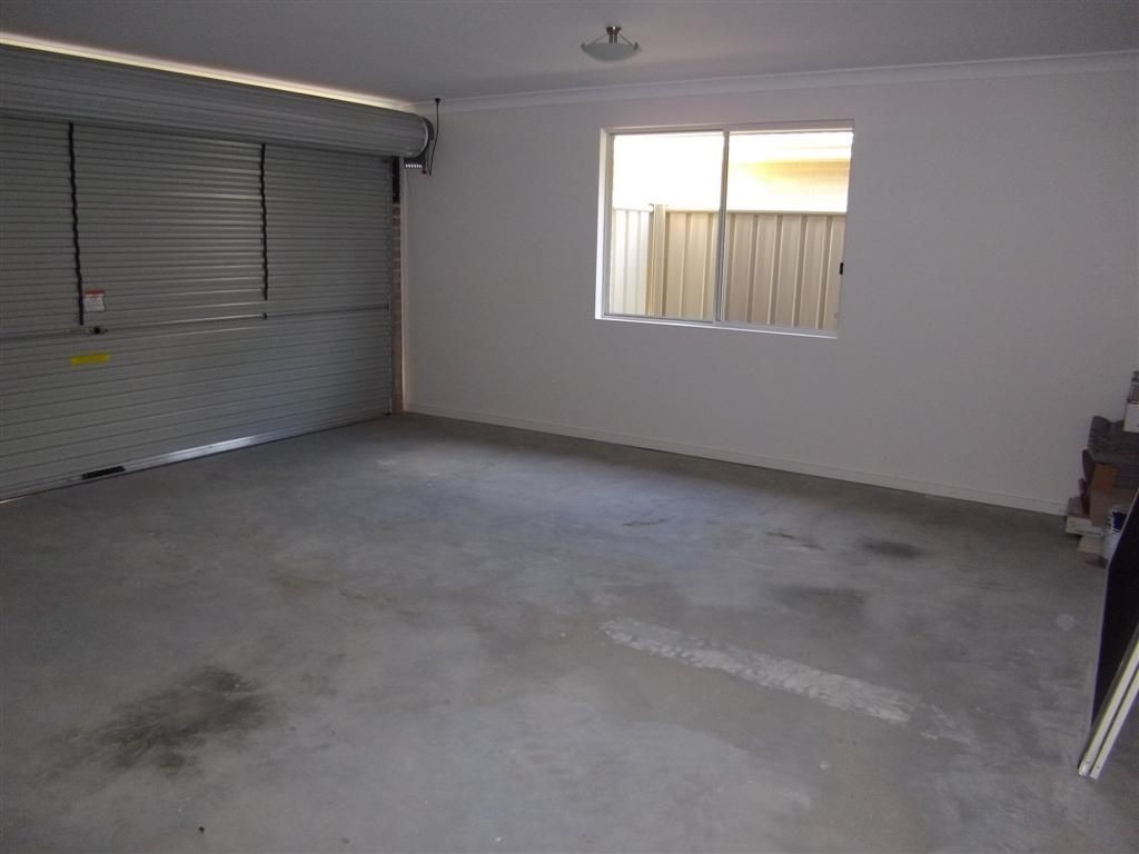43 De'Lisle Drive, WATANOBBI, NSW 2259