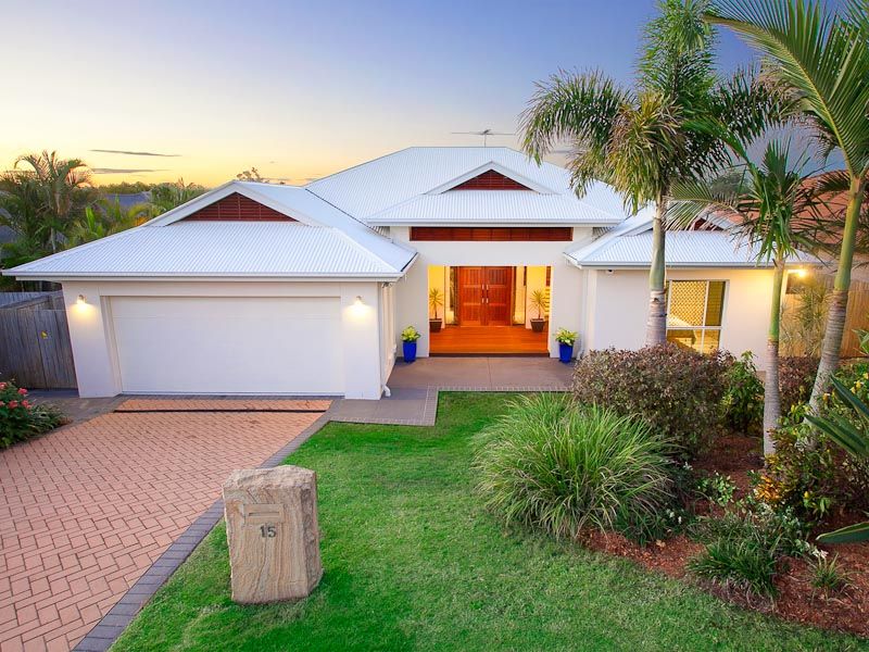 15 Meranti Crescent, ALBANY CREEK QLD 4035