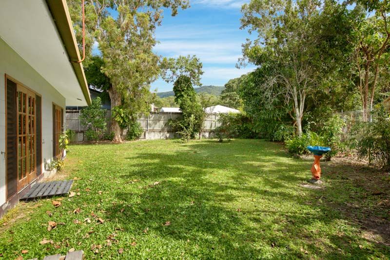 2/3 Agincourt Close, CLIFTON BEACH, QLD 4879