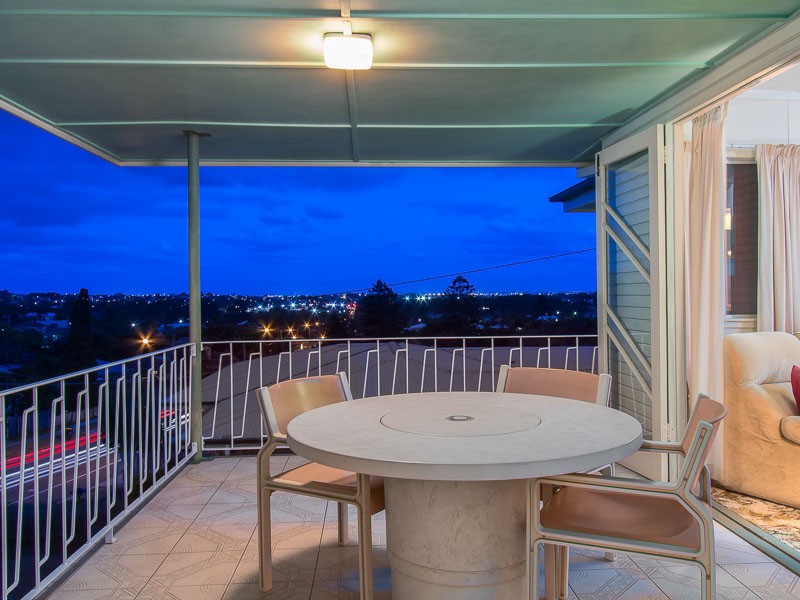182 Kitchener Road, KEDRON, QLD 4031