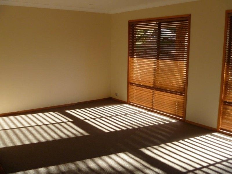 12 Northcott Drive, GOONELLABAH, NSW 2480