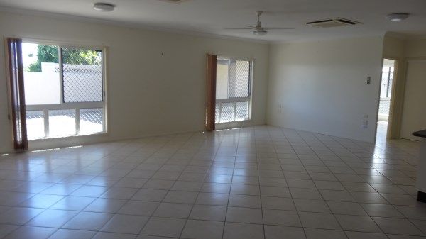 50 Colchester Crescent, KIRWAN, QLD 4817