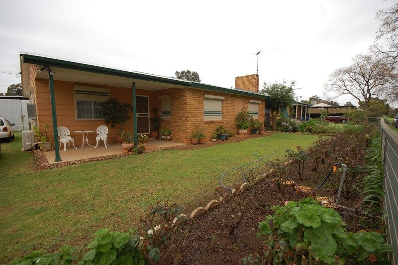 46 Dunn Street, THARBOGANG, NSW 2680