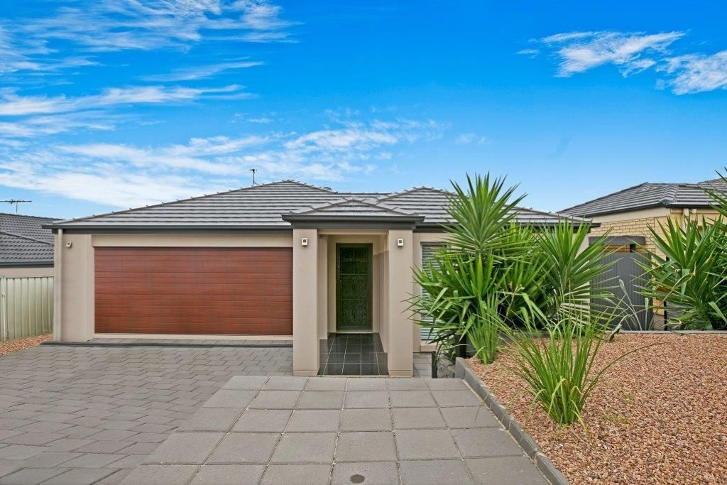 25 Manchester Circuit, Craigmore SA 5114