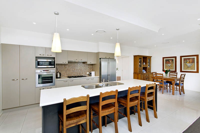 13 Riverside Crescent, HAYWARDS BAY, NSW 2530