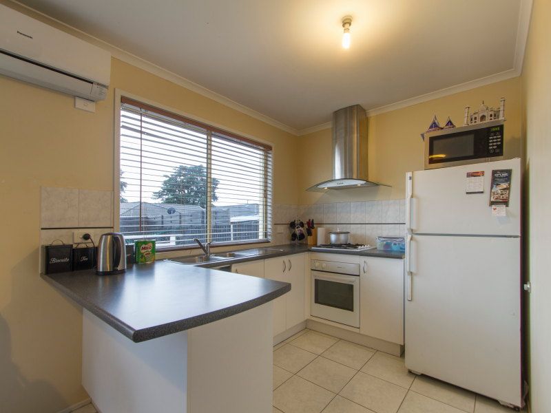 14 Sunrise Court, CARRUM DOWNS, VIC 3201
