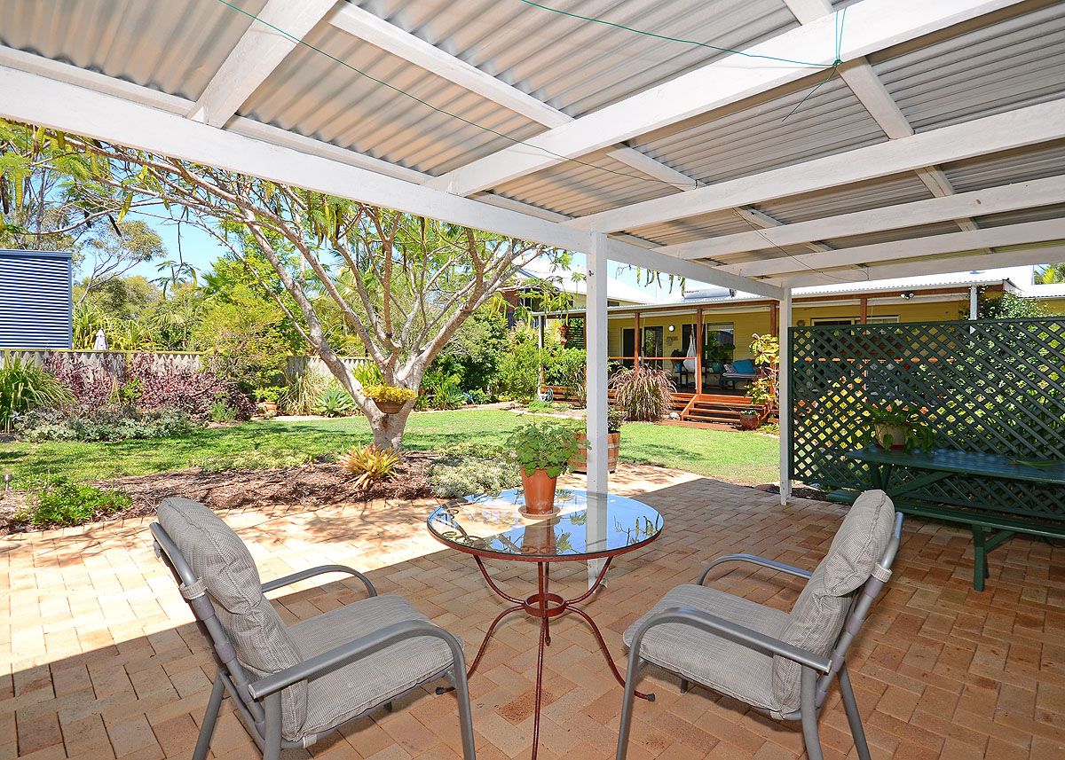 20 Helsham Str, POINT VERNON, QLD 4655