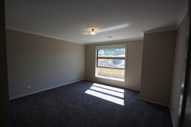 7 Eliza Heights, PAKENHAM, VIC 3810