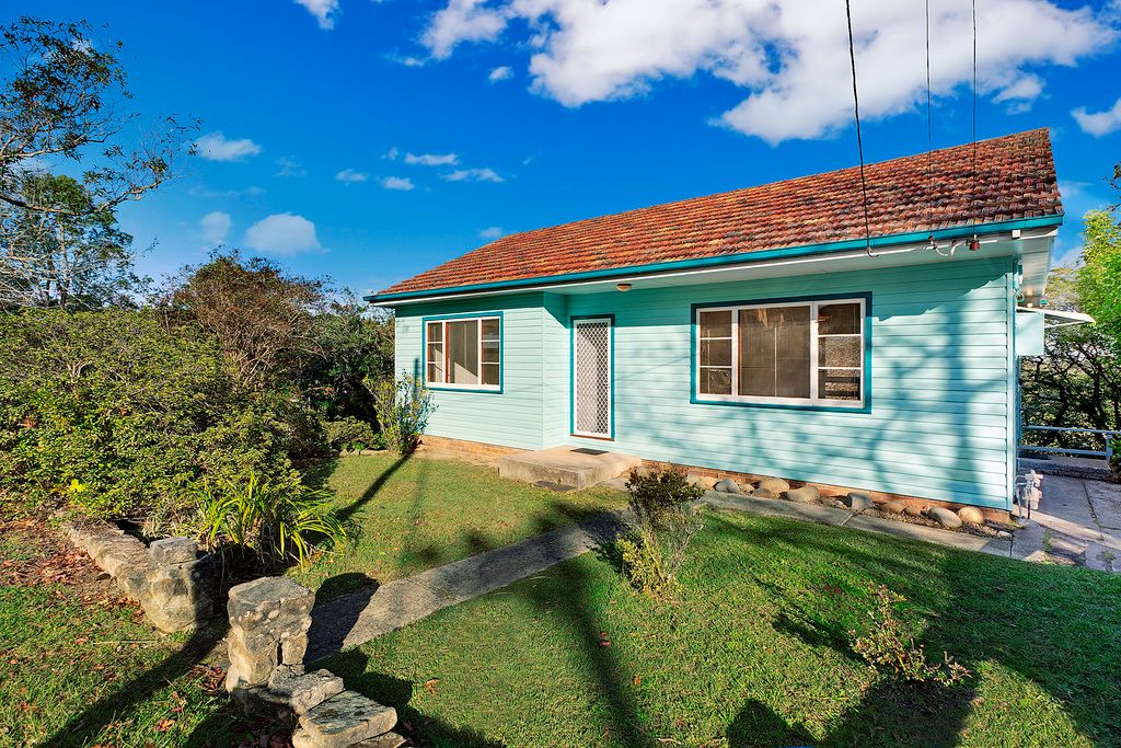 11 Arthur Street, FORESTVILLE NSW 2087
