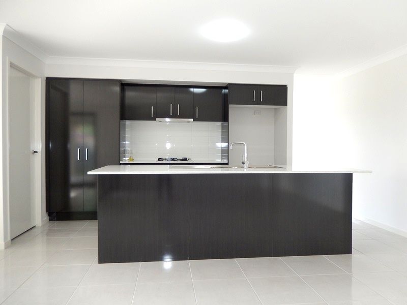 20 Pebbly Creek Crescent, LITTLE MOUNTAIN, QLD 4551