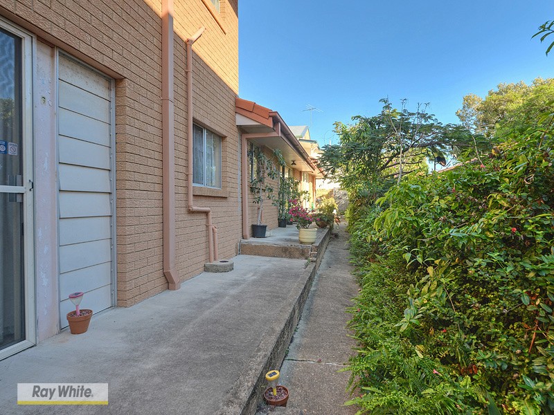 17 John Street, REDCLIFFE, QLD 4020