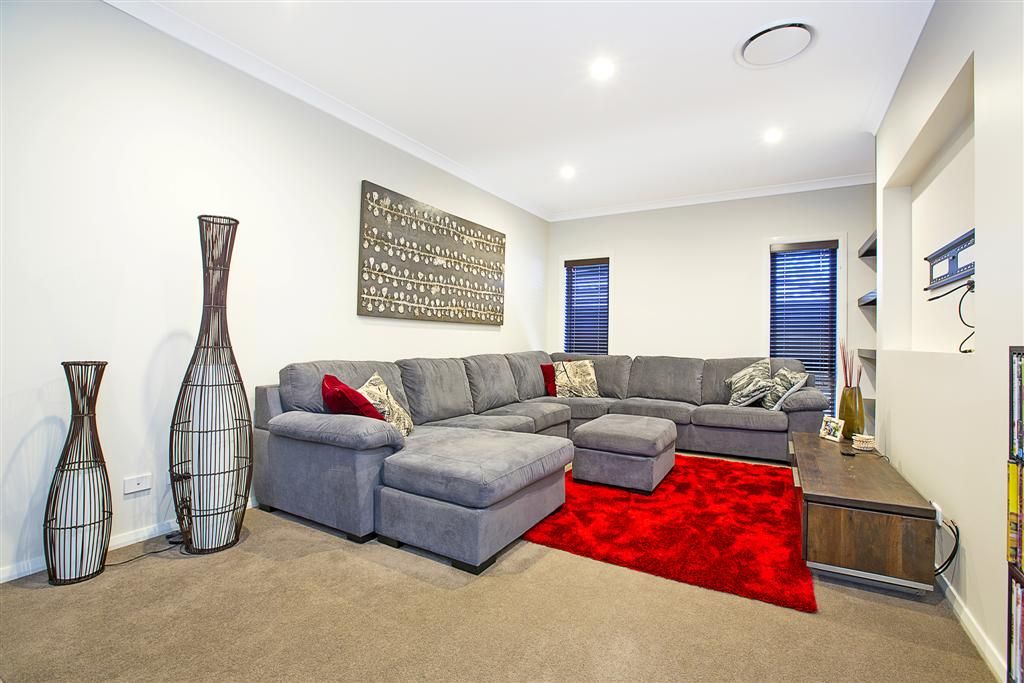 79 Glenmore Ridge Drive, GLENMORE PARK, NSW 2745