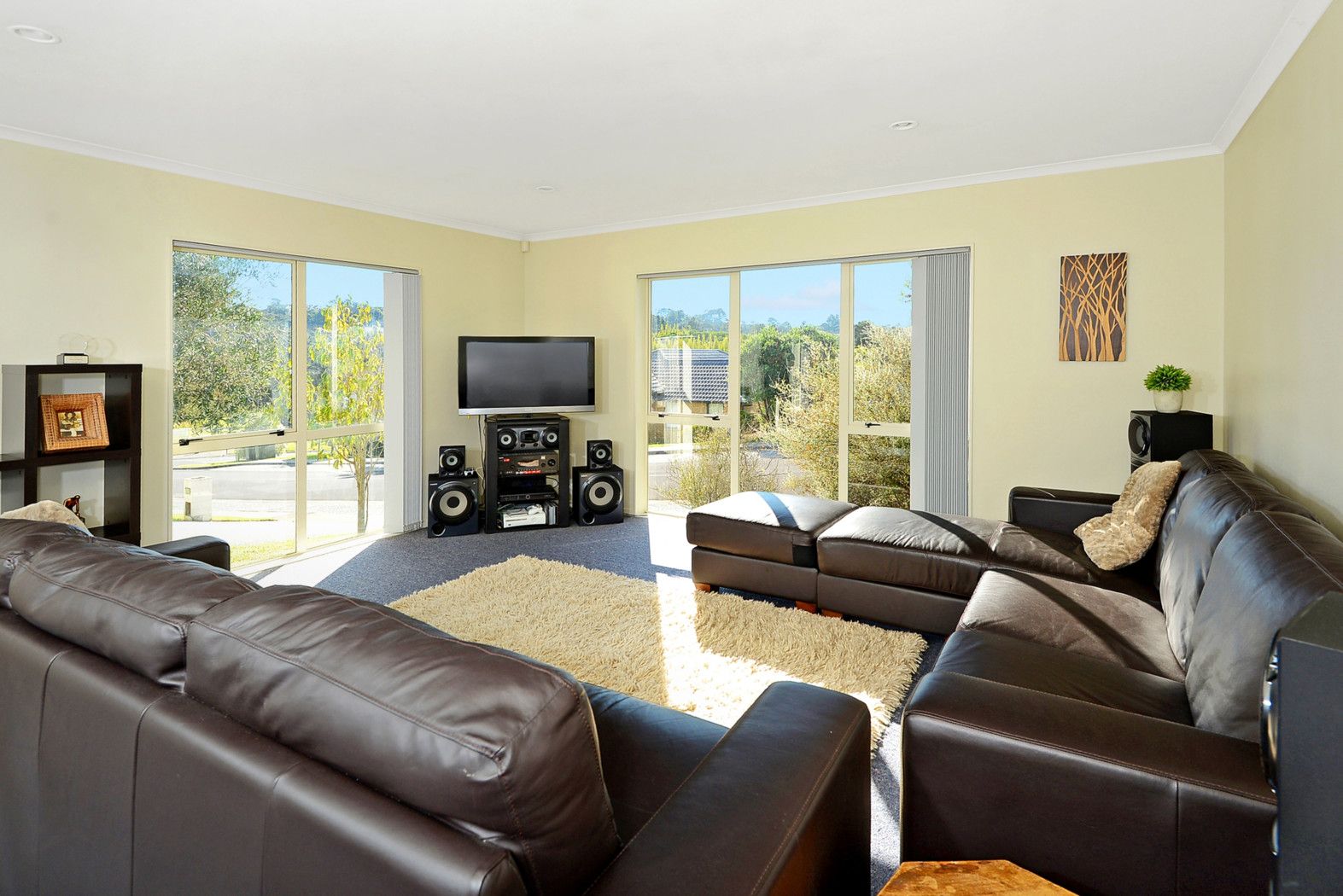 17 George Deane Place, GREENHITHE, North Shore City