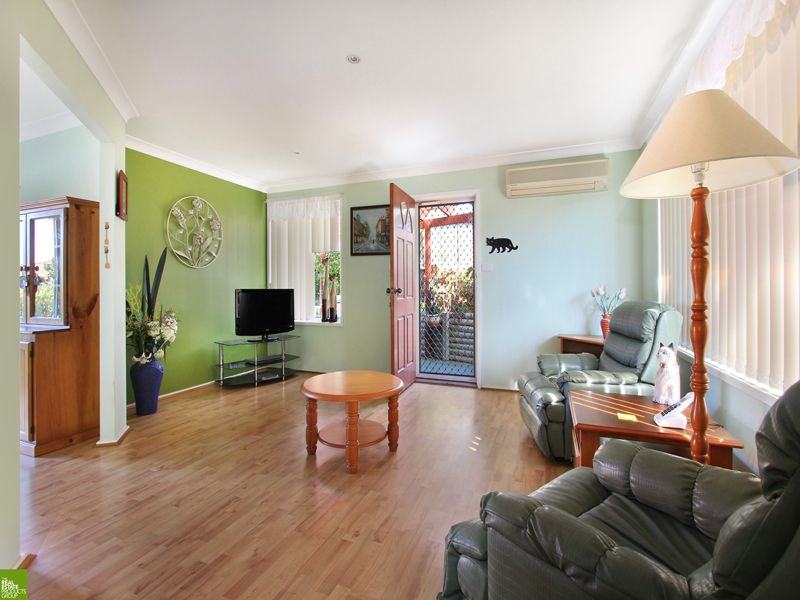 1/6 Macleay Place, ALBION PARK, NSW 2527