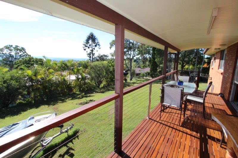 6 Greenhills Drive, GOONELLABAH, NSW 2480