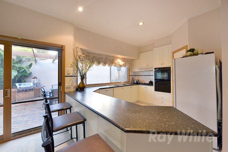 4 Gilda Court, ROWVILLE, VIC 3178
