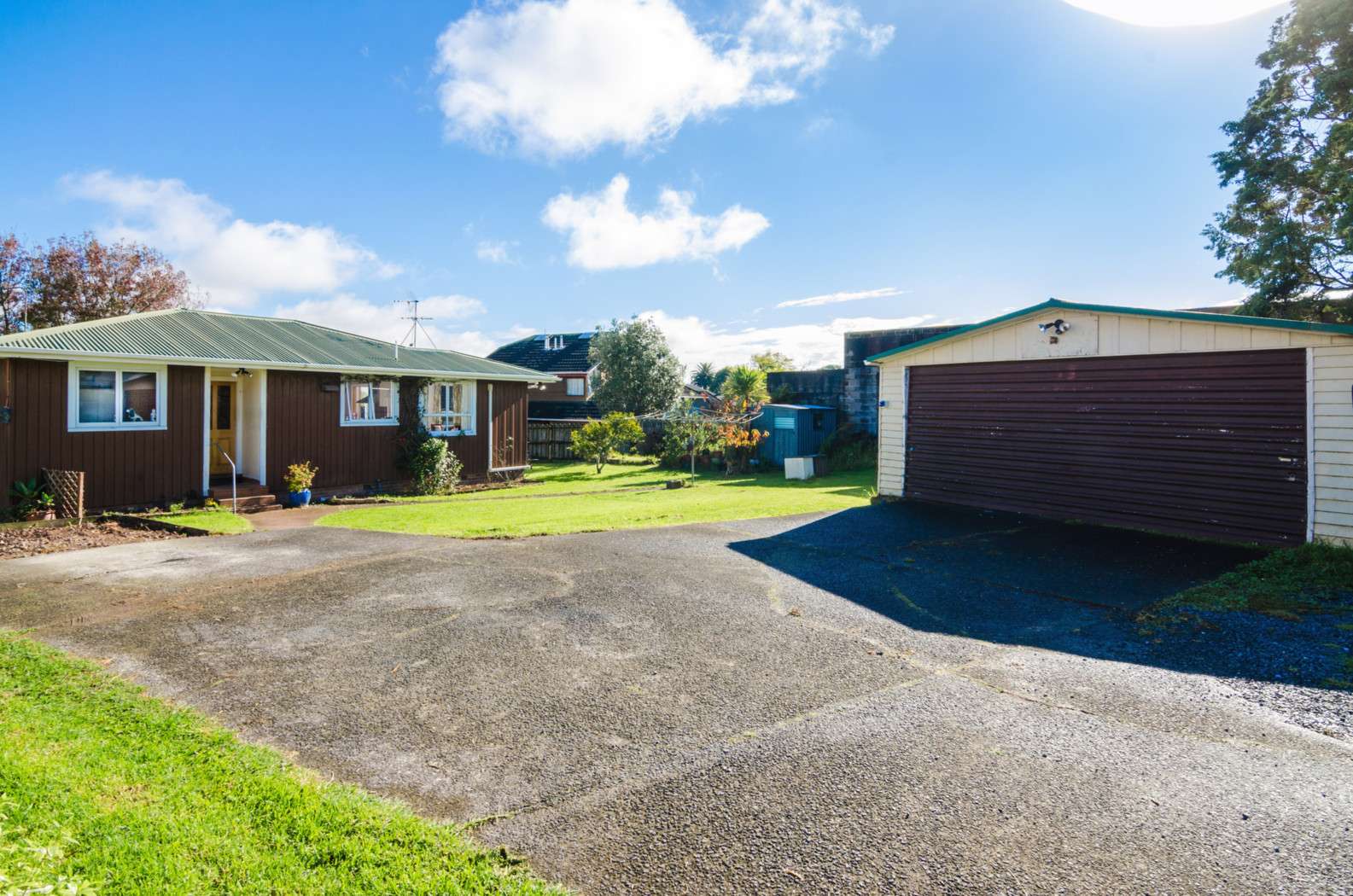 55 Astley Avenue photo 9