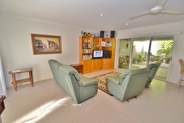 2/26 Coolamon Crescent, BEERWAH, QLD 4519