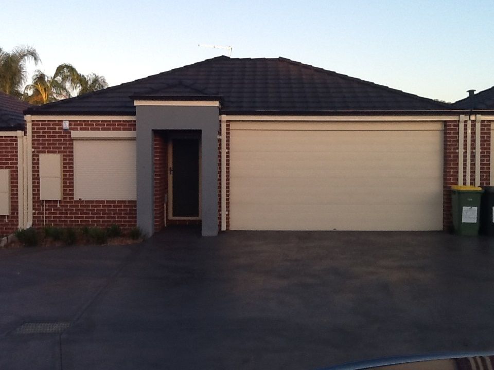 8/102 WESTFIELD Road, KELMSCOTT WA 6111