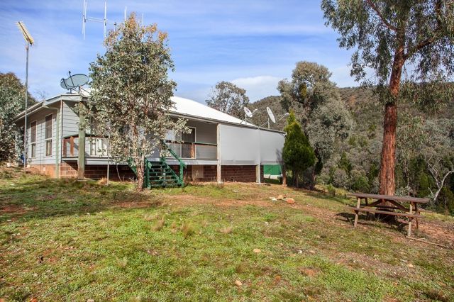 Pine Bluff Greenmantle Road, BIGGA, NSW 2583