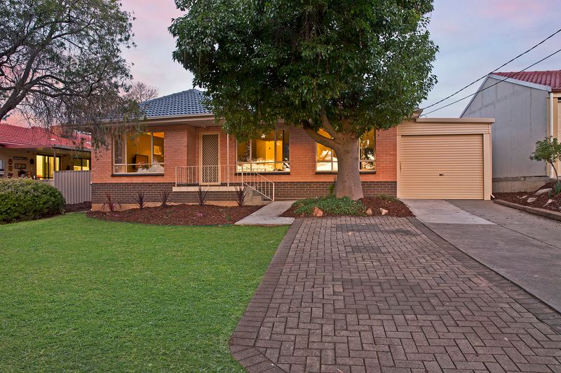 8 Sleep Road, PARA HILLS SA 5096