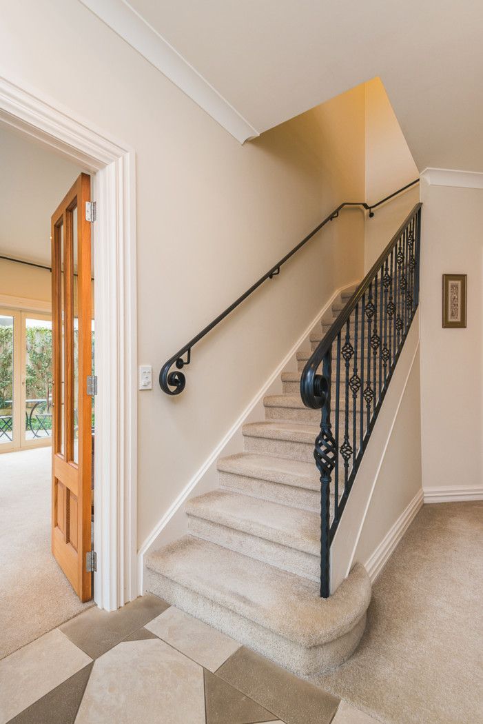 12 Lucia Glade, MEADOWBANK, Auckland City